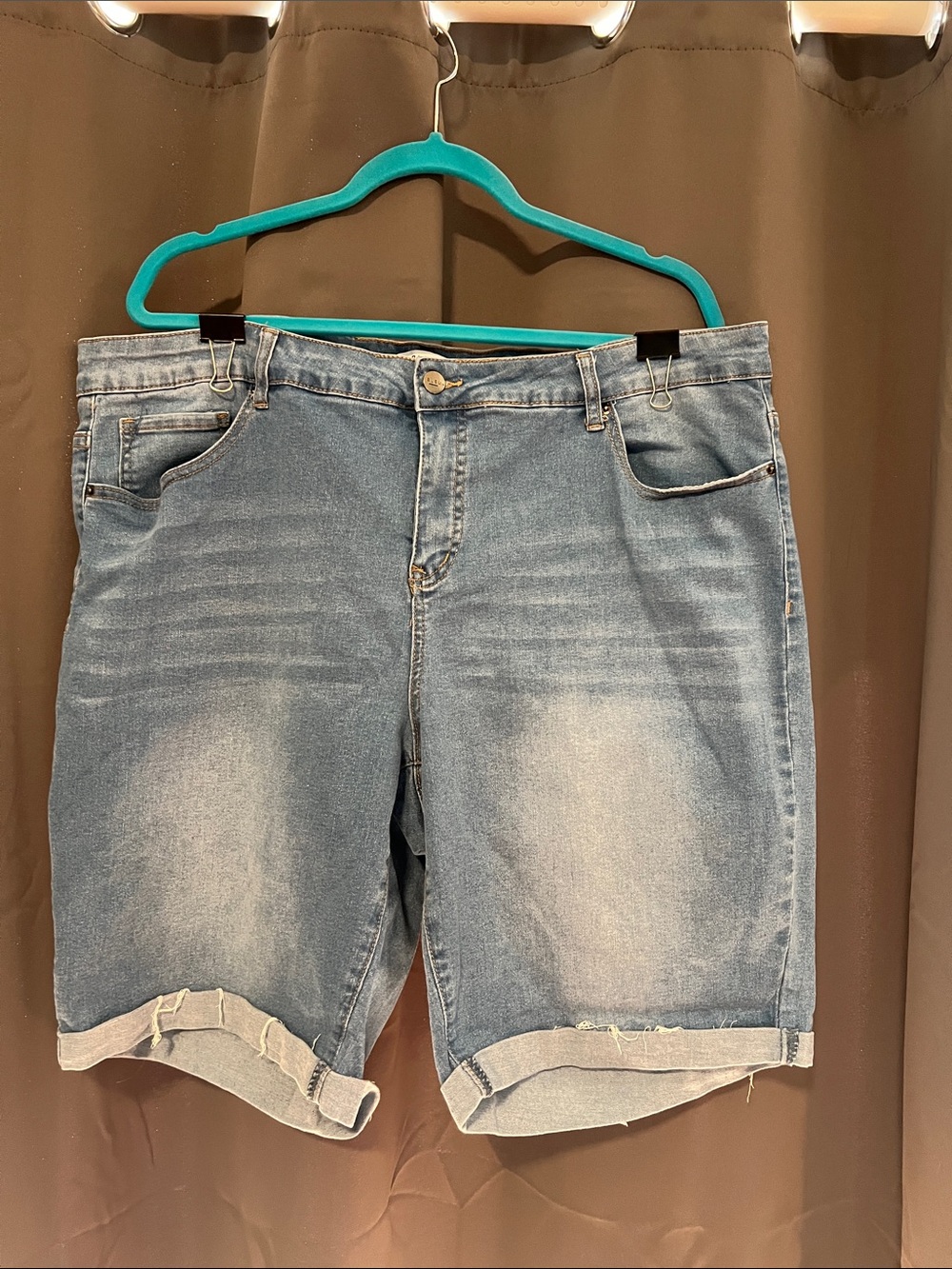 Women’s Bleu Jean shorts sz 22W